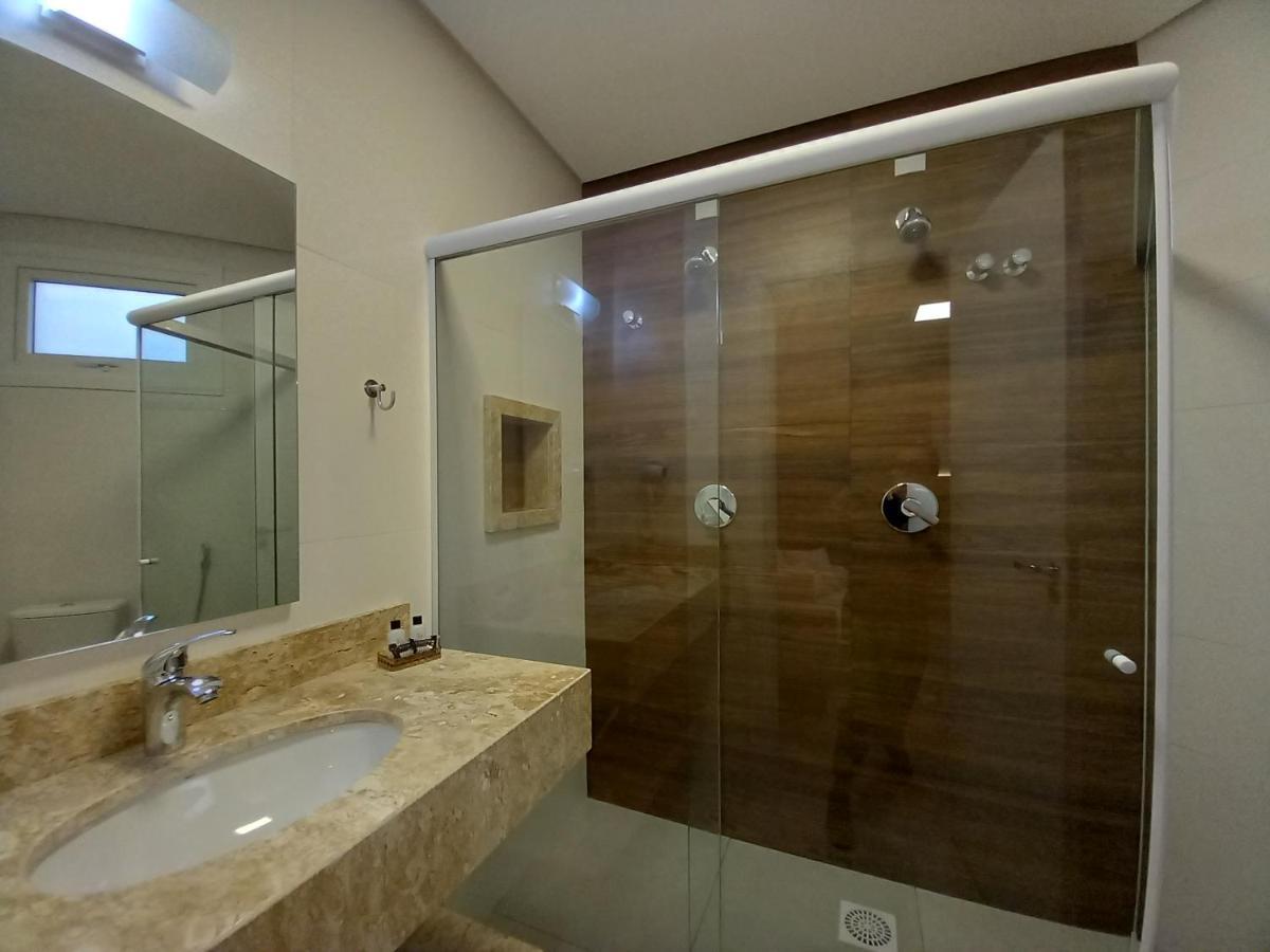 Quarto Duplo Deluxe com Banheira